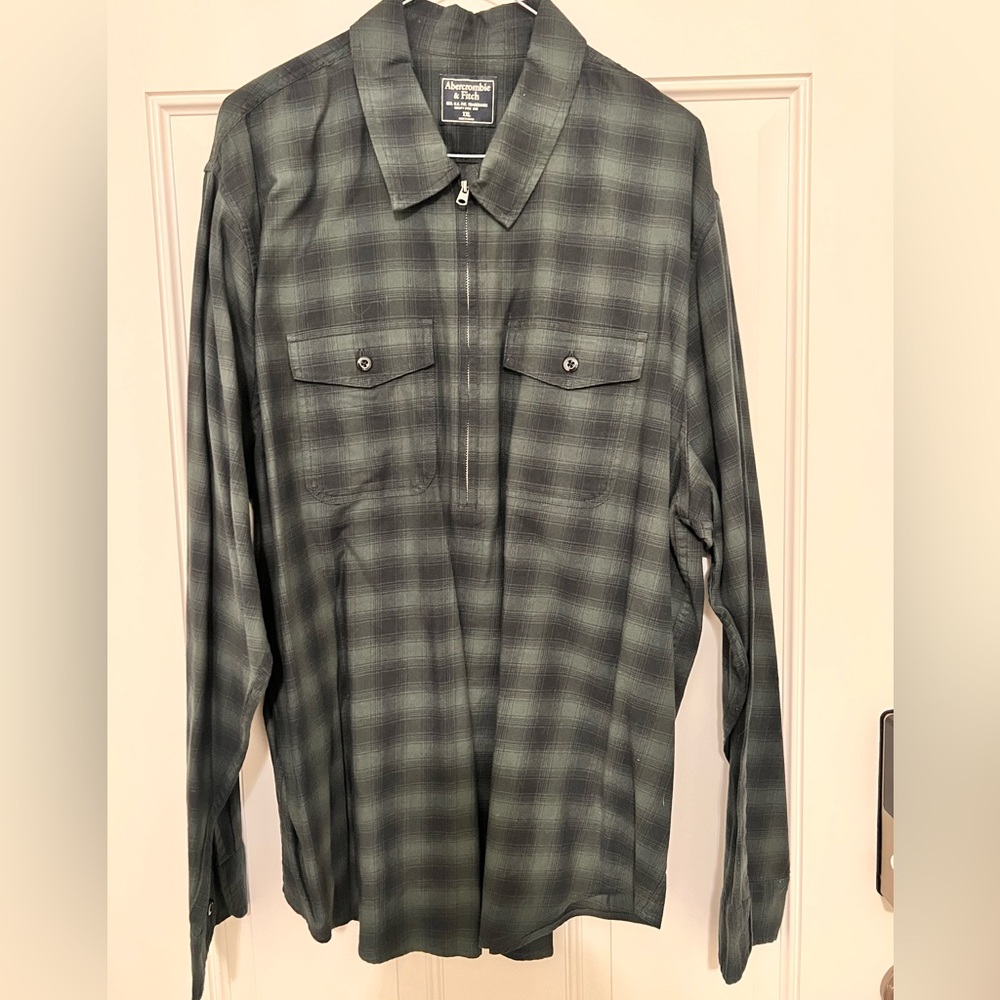 Abercrombie & fitch men’s shirt with zipper